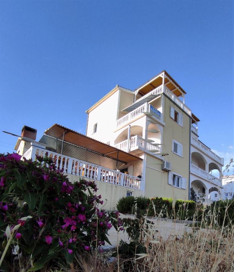 Apartments Barisic Hrvatskih Zrtava 404 Seget Vranjica โตรกีร์ ภายนอก รูปภาพ
