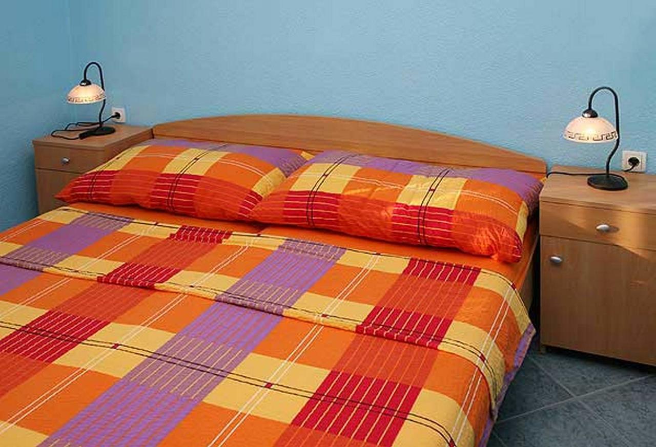 Apartments Barisic Hrvatskih Zrtava 404 Seget Vranjica โตรกีร์ ภายนอก รูปภาพ
