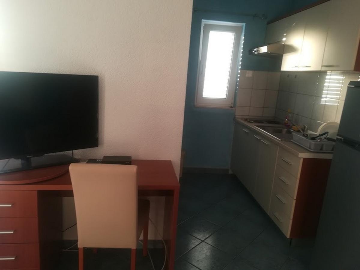 Apartments Barisic Hrvatskih Zrtava 404 Seget Vranjica โตรกีร์ ภายนอก รูปภาพ