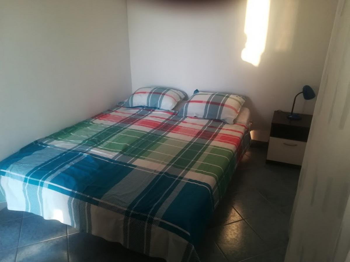 Apartments Barisic Hrvatskih Zrtava 404 Seget Vranjica โตรกีร์ ภายนอก รูปภาพ