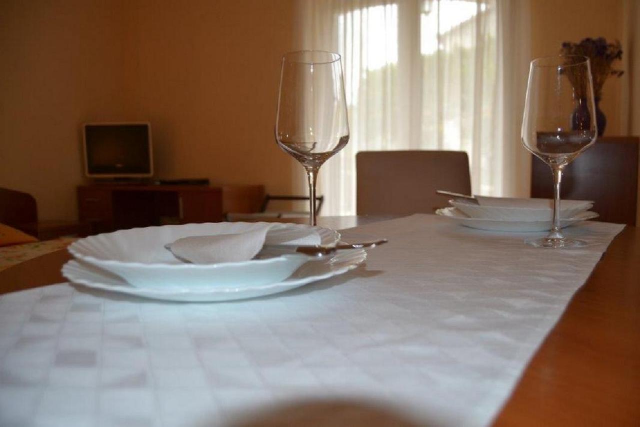 Apartments Barisic Hrvatskih Zrtava 404 Seget Vranjica โตรกีร์ ภายนอก รูปภาพ